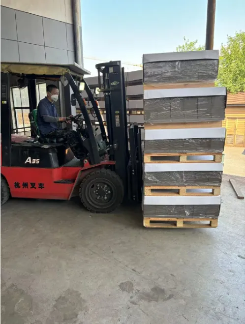 Hollow WPC decking Packing 2 Hollow WPC decking Packing 2